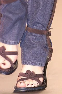 Look 16